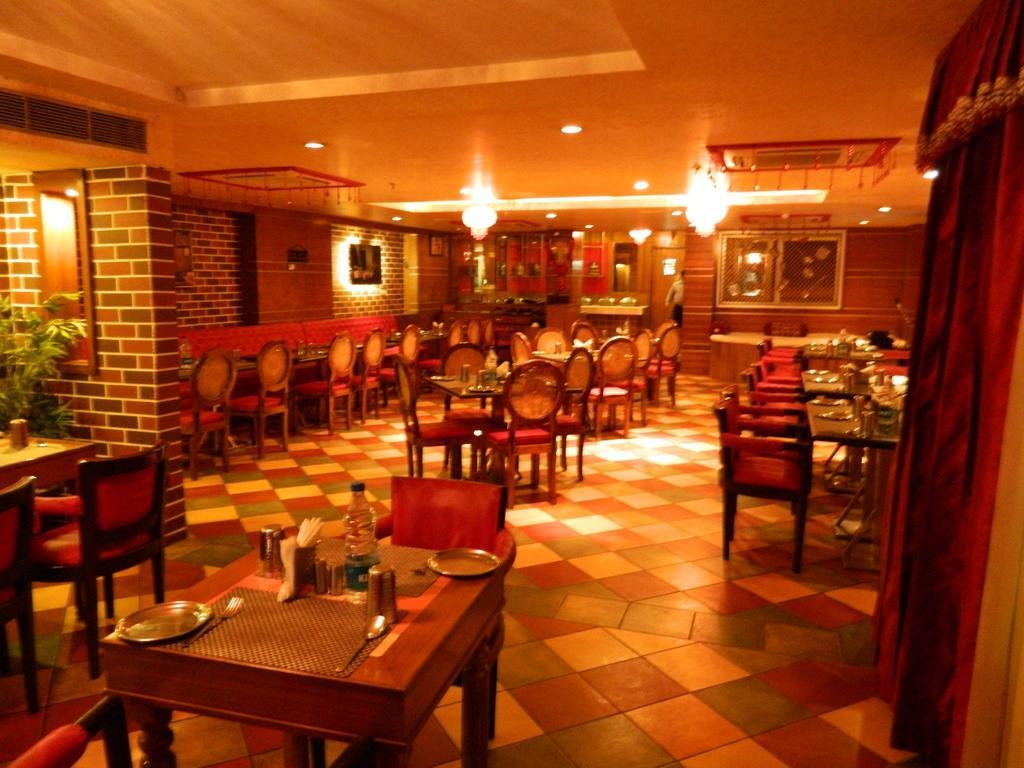 Park Maple Amritsar Exterior foto