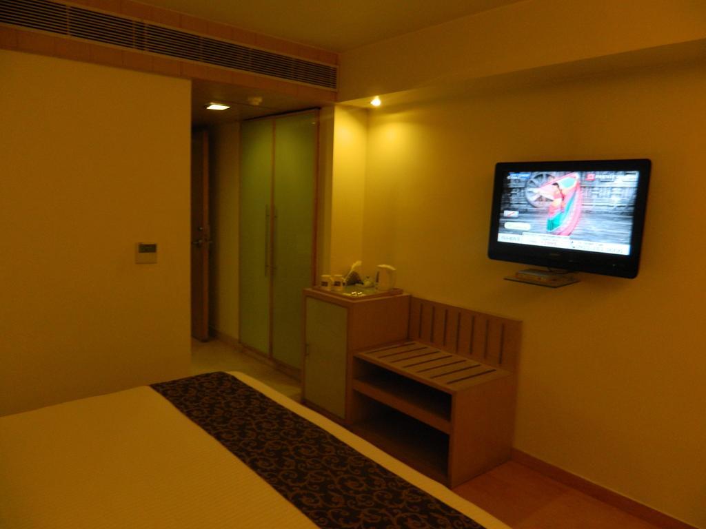 Park Maple Amritsar Exterior foto