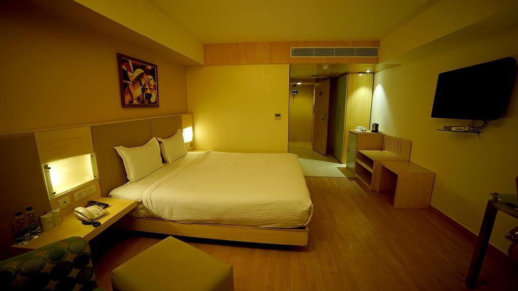 Park Maple Amritsar Exterior foto